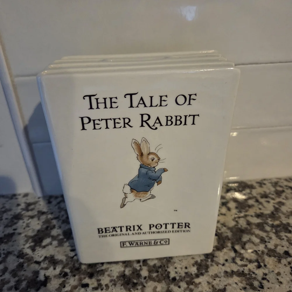 Beatrix Potter Peter Rabbit Book Money Box Bank - Picture 3 of 5